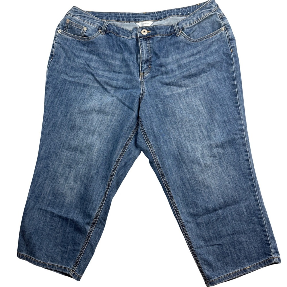 CJ Banks Women 20W Blue Denim‎ Capri Jeans Embroidered Back Pocket Mid Rise